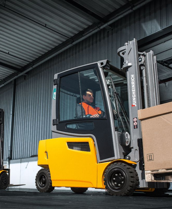 LIFTPARTS.KZ - Широкий ассортимент запчастей на вилочные погрузчики